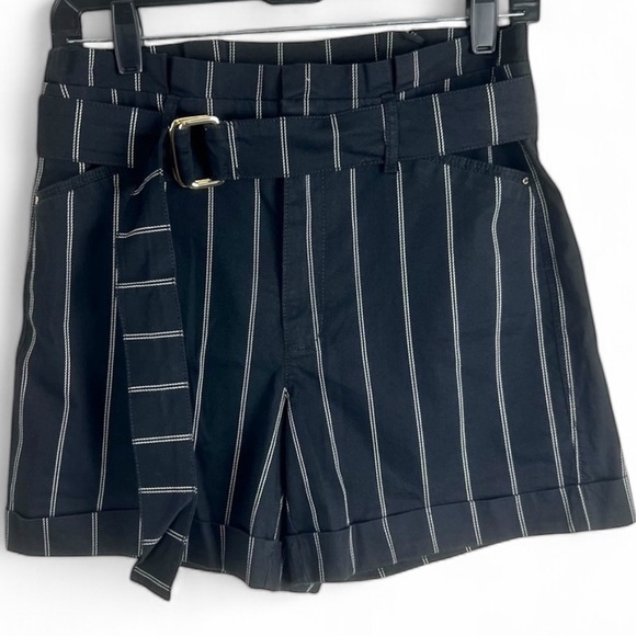 White House Black Market Pants - NWT WHBM The 5” Short Striped Belted High-Rise Shorts Size 4 Preppy Classic